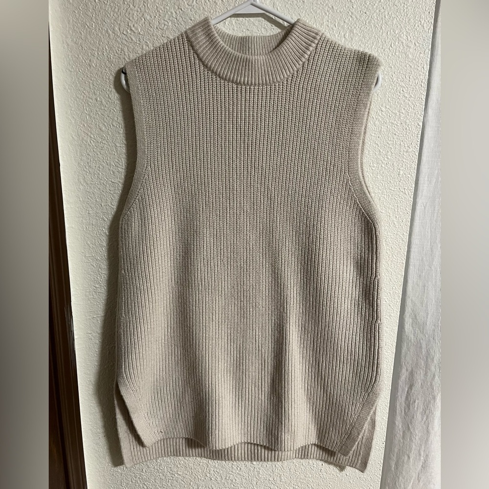 Women’s Beige Sleeveless Sweater